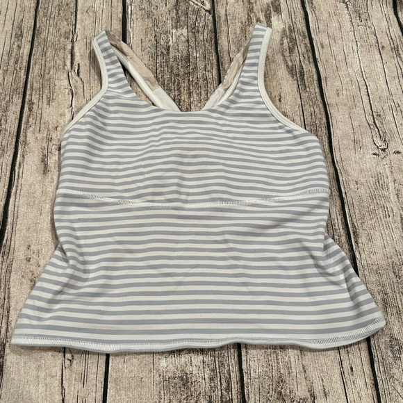 Lululemon Crop Tank With Built in Bra; Grey and White Striped Size 6 - Picture 1 of 7